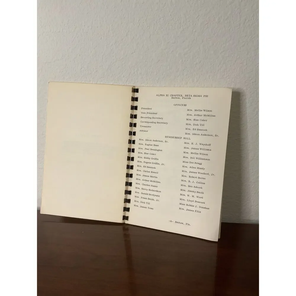 Vintage 70s the art of cooking in Bartow Florida cookbook